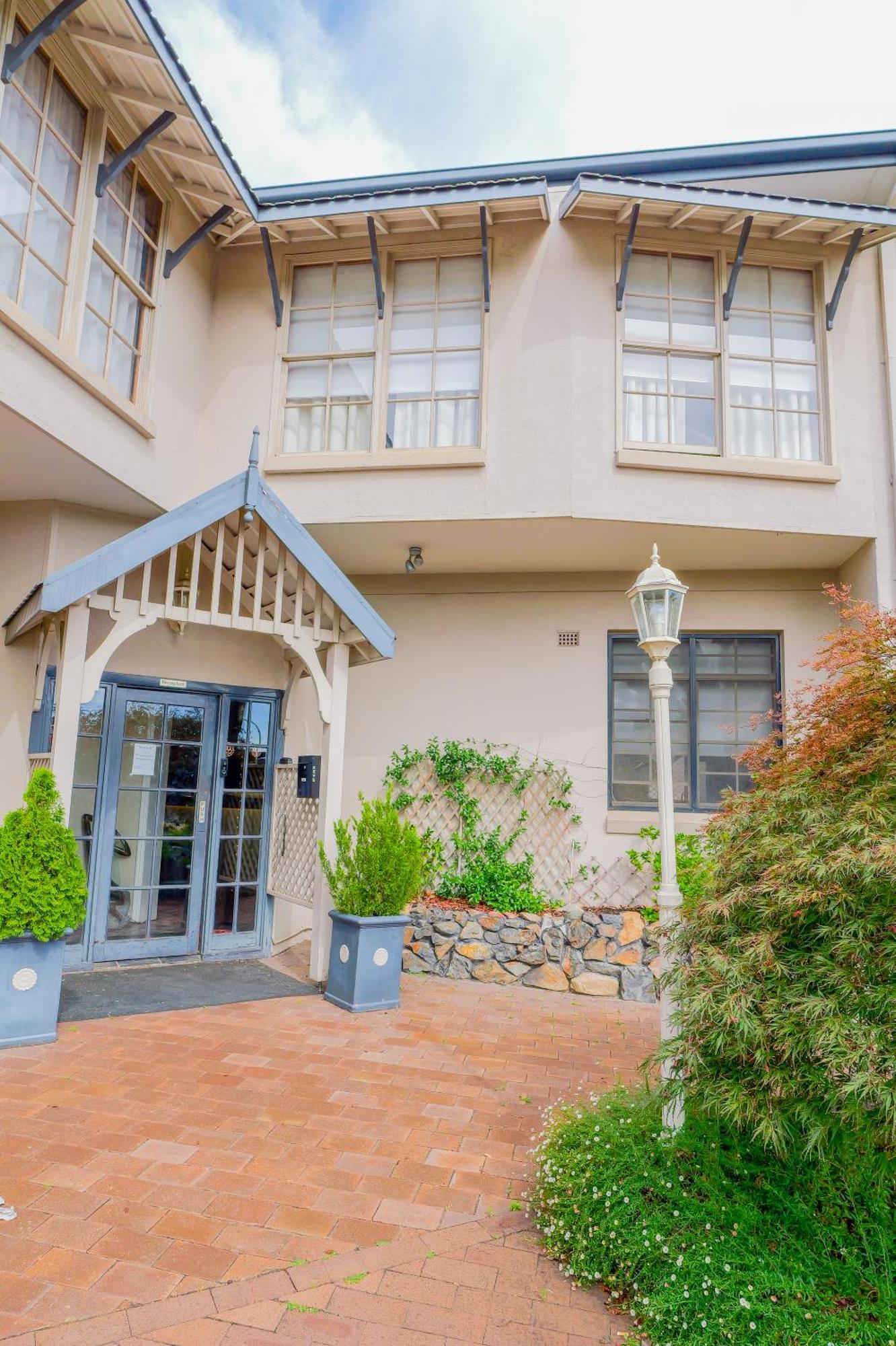 Abbotsleigh Motor Inn Armidale Exterior photo